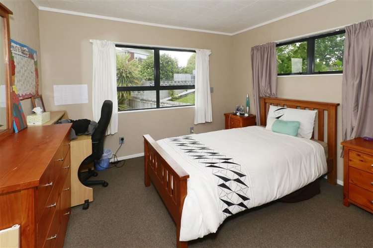30 Tupelo Street Pukete_14