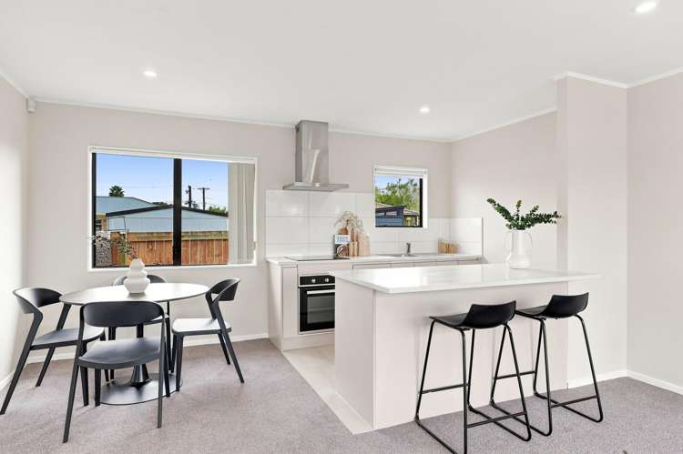 2/41 President Avenue Papakura_3