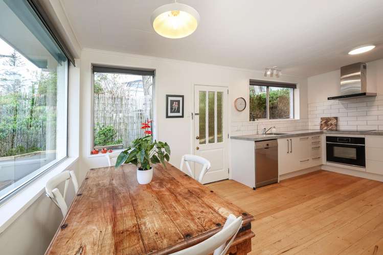 12 Taine Street North East Valley_6