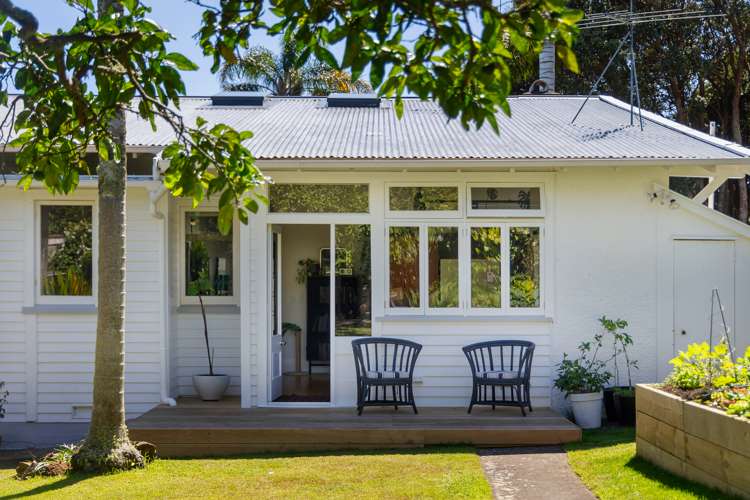 7 Stilwell Road Mount Albert_28