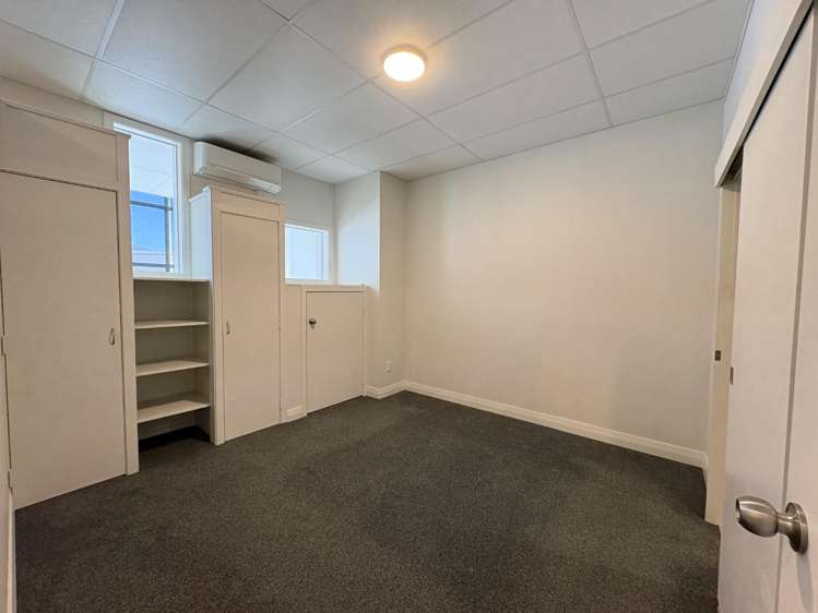 2/66 Bank Street 11640_5