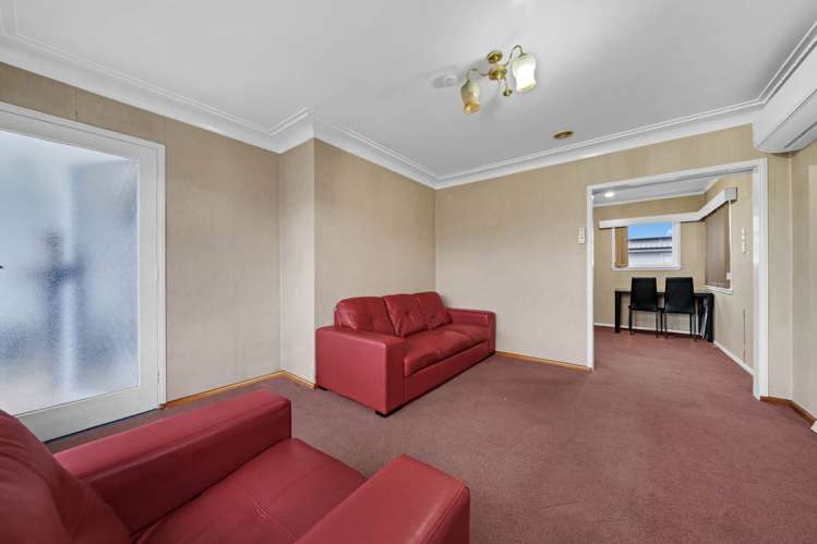 2/116 Wallace Road_3