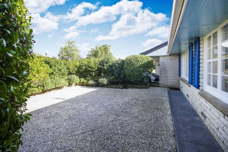 2/10 Alana Place Mount Wellington_17