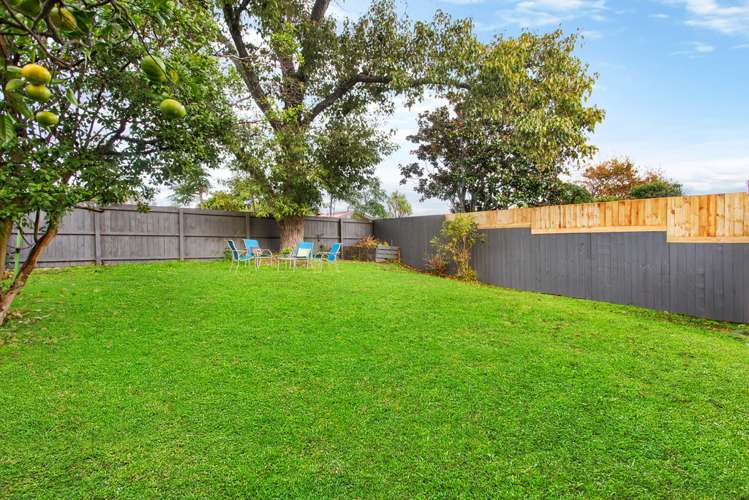 9 Kensington Avenue Mount Eden_22