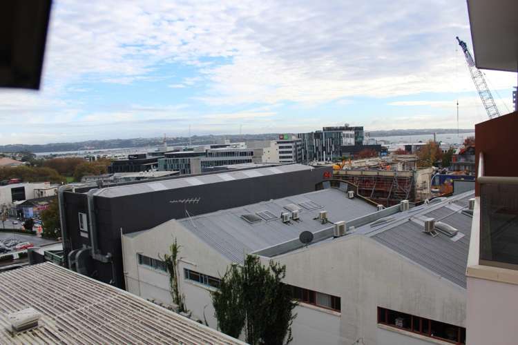 3b/125 Hobson Street Auckland Central_5