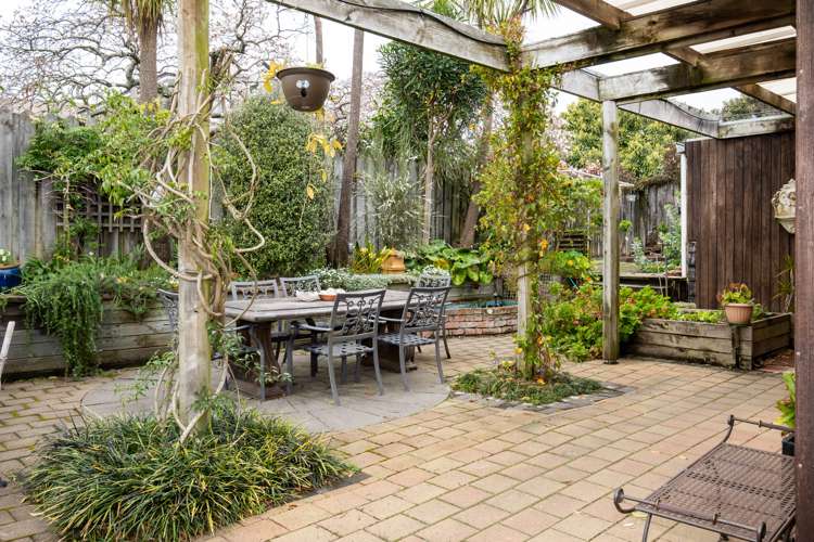 3b Lighthouse Road Bluff Hill_11