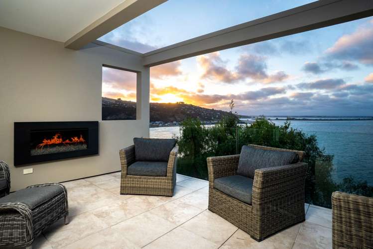 18 Whitewash Head Road Scarborough_13