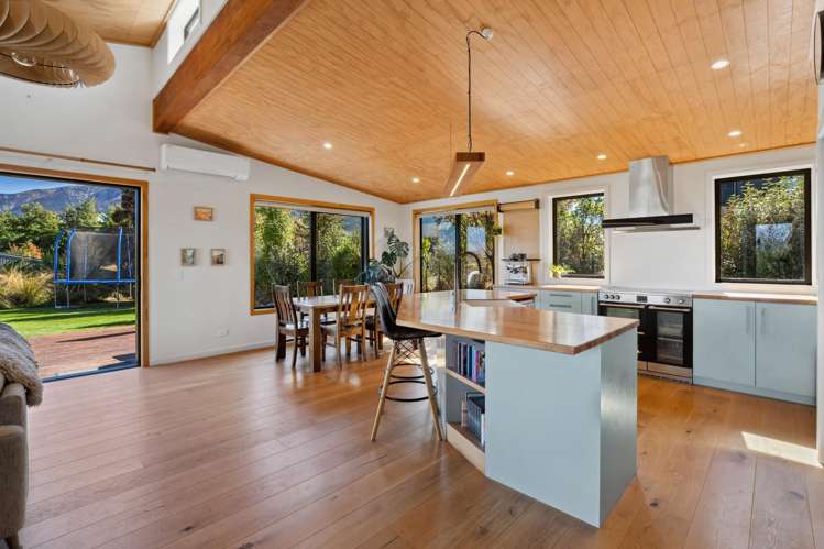 54 Nichol Street Lake Hawea_1