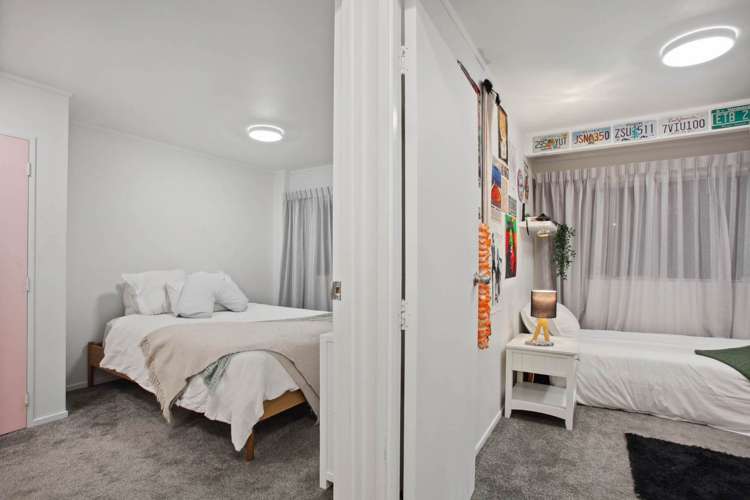 2/21 Howard Road Northcote_17