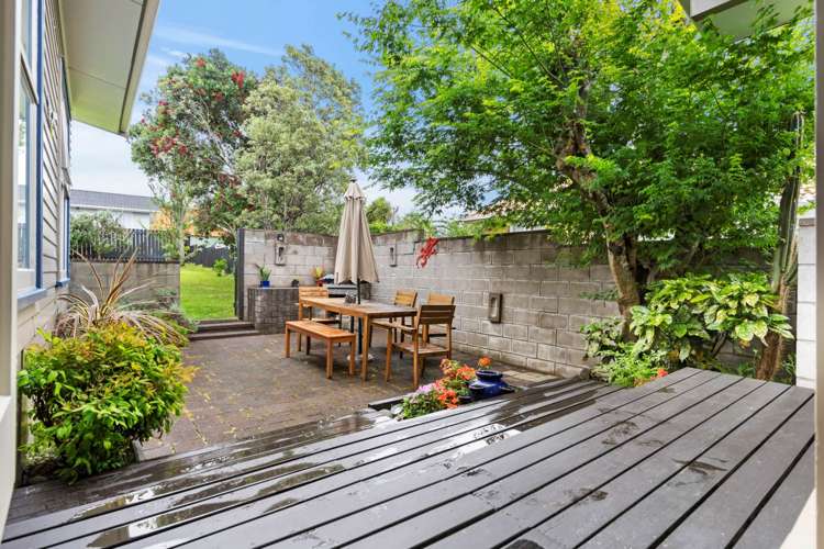4 Dolbear Street Titirangi_13