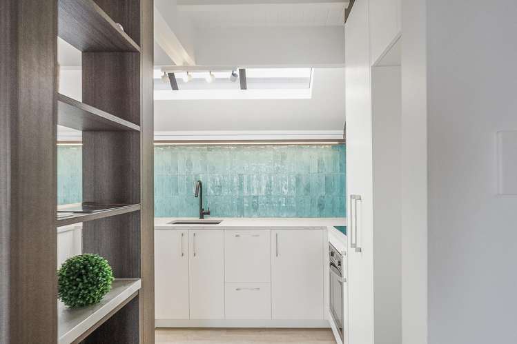 33 Queens Parade Devonport_18