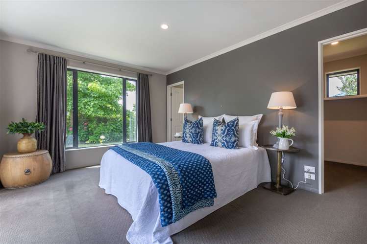1 Caroline Way Northwood_11