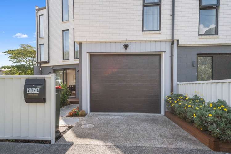 90A Kings Road Panmure_11