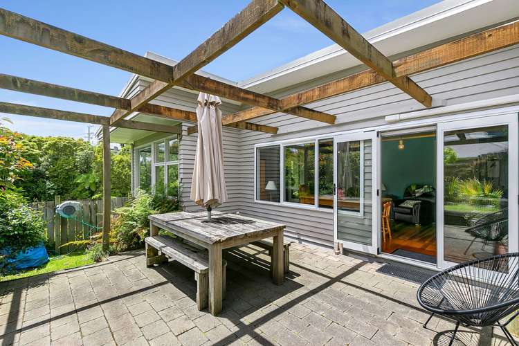 4 Stephen Street Tawa_25