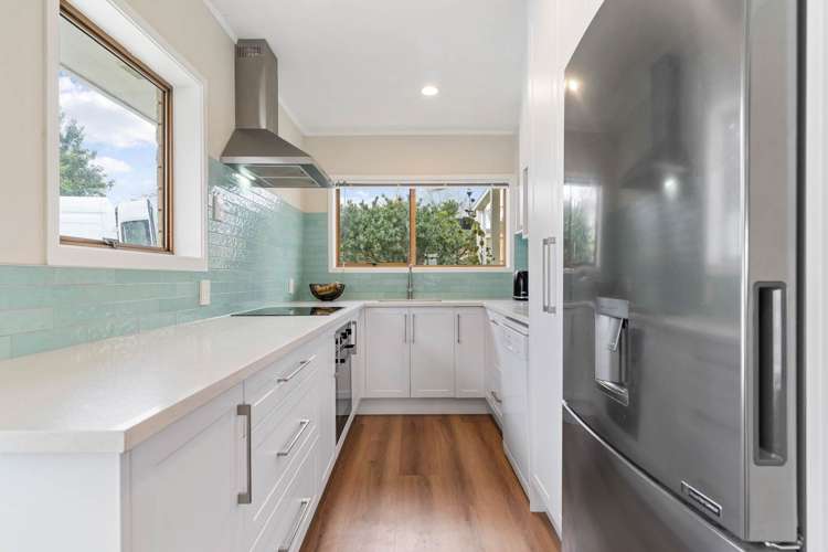 4239a Great North Road Glendene_7