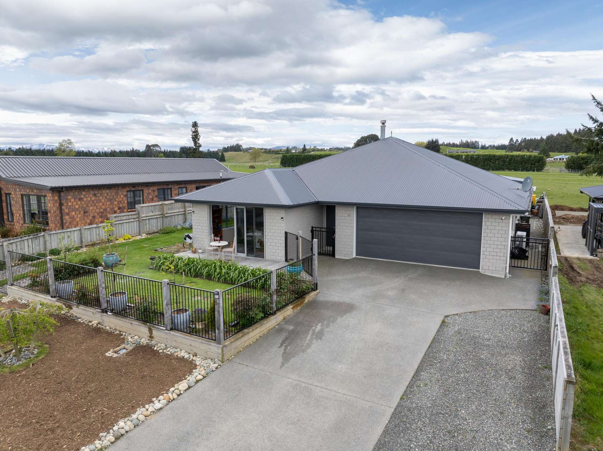 61 Orbell Crescent Te Anau_0