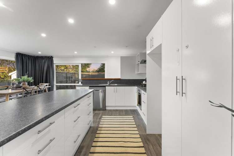 34 David Street Westown_16