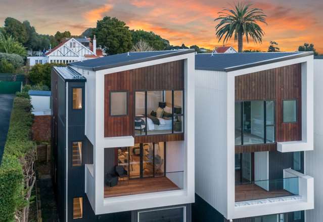 4 BEDROOMS DOUBLE GRAMMAR ZONE