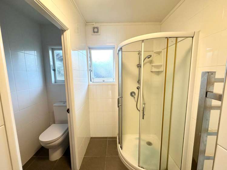 unit 3/100 St Lukes Road Mt Albert_12