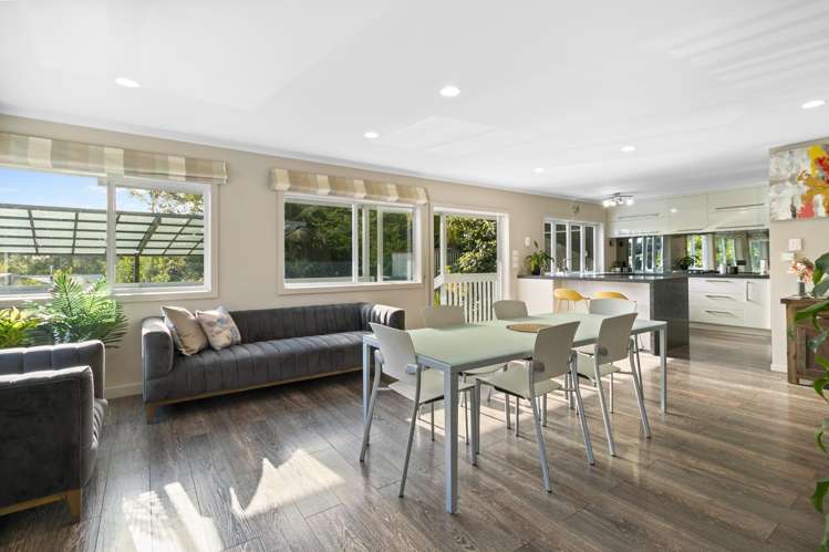 132 Attwood Road Paremoremo_26