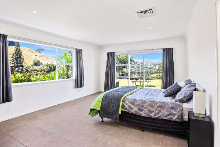 225b Woodland Road Hauraki Surrounds_12