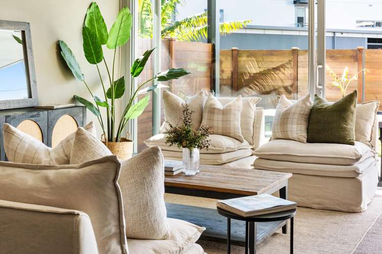 D104/14 West Quay Ahuriri_5