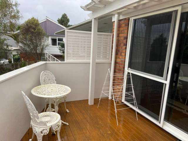 2/22 Alton Avenue Hillcrest_1