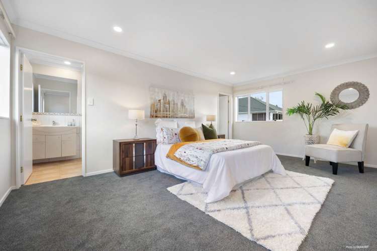 38 Carlton Street Hillsborough_10