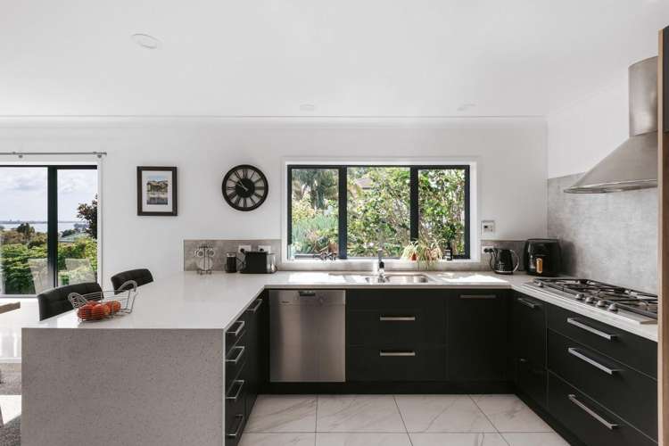 36 Downing Place Welcome Bay_12