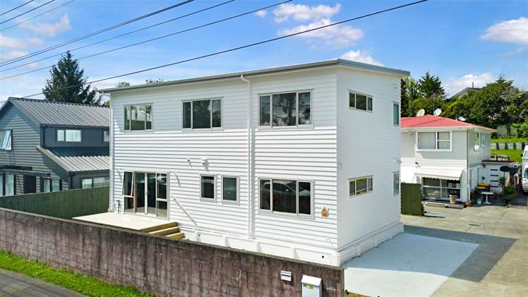 208a Henderson Valley Road Henderson_16