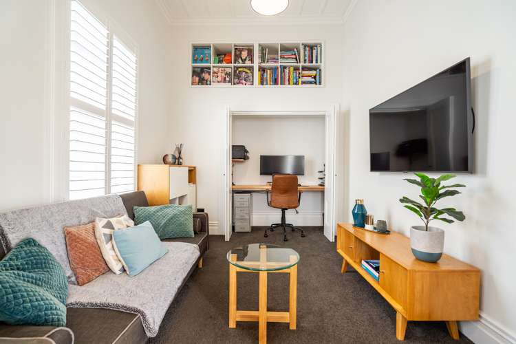 6 Shoal Bay Road Devonport_13