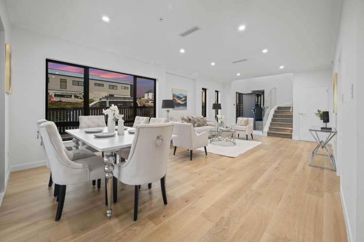 8 Rathfarnham Road Flat Bush_19