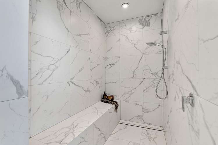 29 Washer Road Omata_22