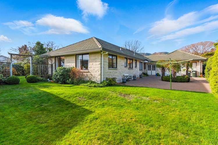 7 Maple Lane Waikanae_11