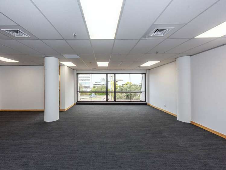 Level 2/3 Osterley Way Manukau_2