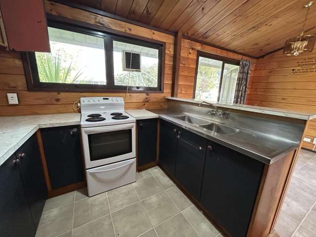 184B Clayton Road Mangakakahi_2