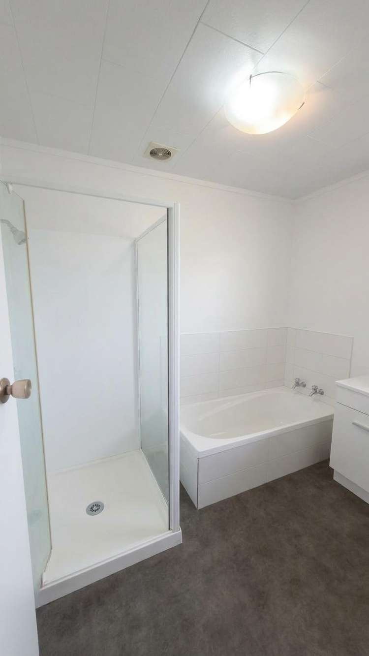1 Glenfield Place Brookfield_6