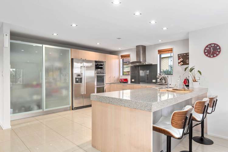 8 Elie Place Wattle Downs_13