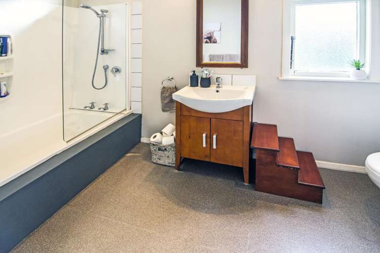 84 South Road Solway_11