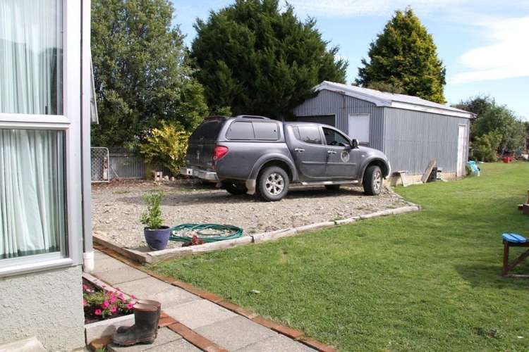 6 Erskine Street Tuatapere_18