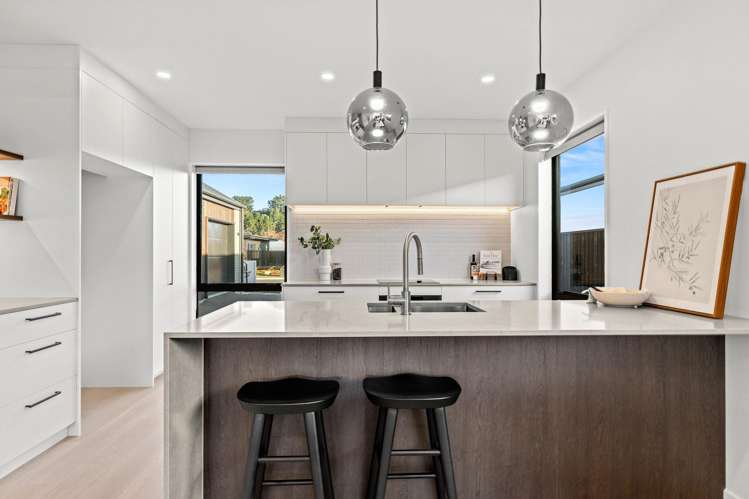 8 Greystone Close Halswell_3