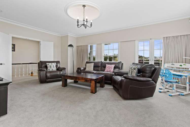 1046 River Road 10469_9