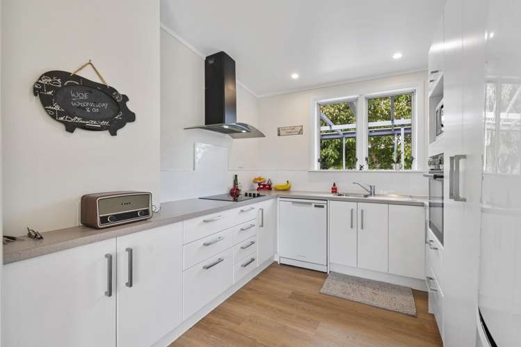 23 Hennesey Road Shannon_8