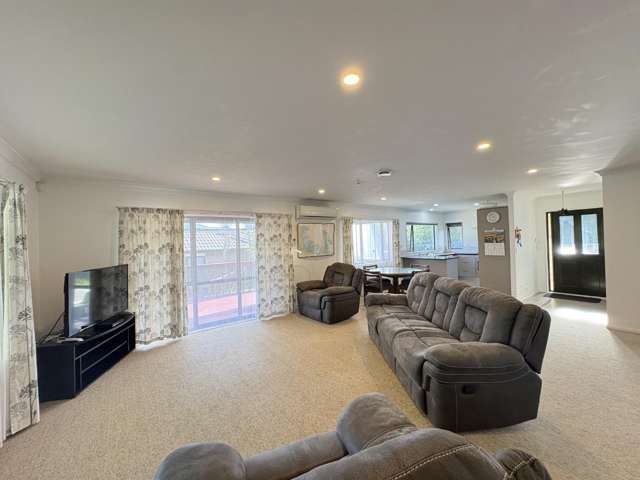C/11 James Laurie Street Henderson_1
