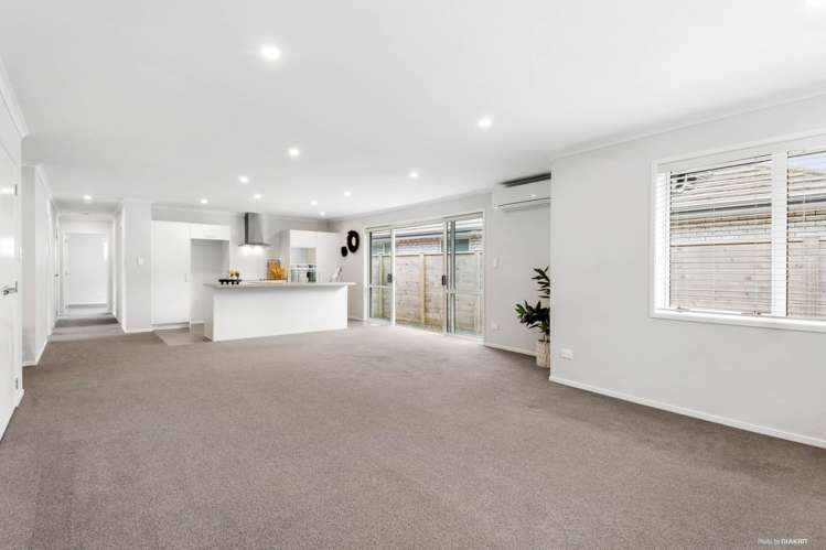 3 Harry Close Warkworth_21