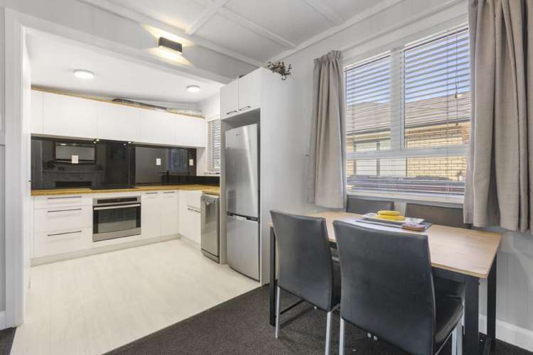 55 Wallace Place Westown_11