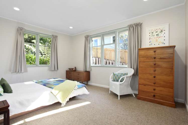 60 Derwent Crescent Titirangi_10