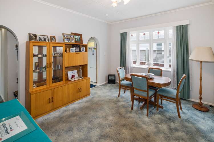 104 Apu Crescent Lyall Bay_5