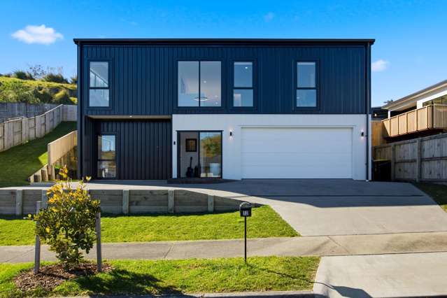 Contemporary Family Living with Rural Outlook