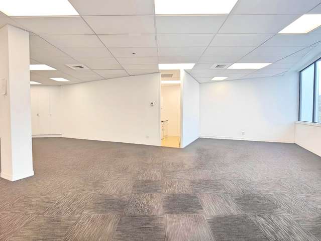 158sqm Office in Newmarket